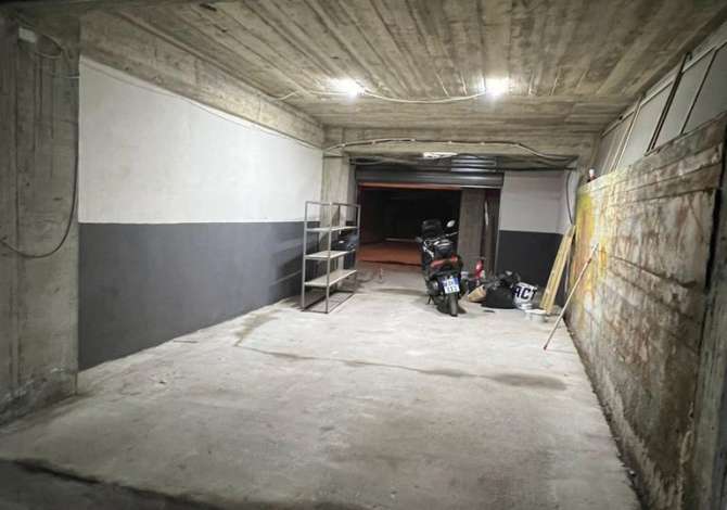 Shtepi ne shitje Apartament ne Tirane, 2+1, Mobilimi Pjeserisht e mobiluar, Pagesa 160,000  Euro.