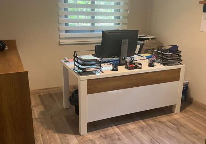 Jepet me qera amjent biznesi per zyre tek Stadiumi Dinamo, prane Restorant Pa Pirunj