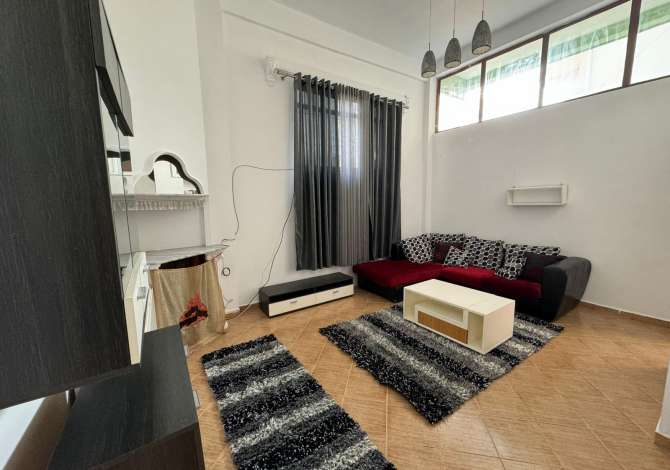 Jepet apartament me qera 1+1 tek 5 Maji/ 40,000 ALL