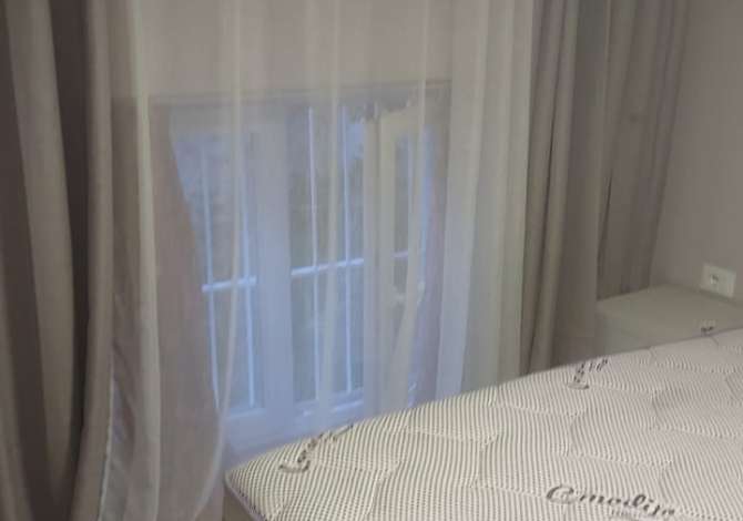 Jepet me qera apartament 1+1 tek Rruga e Durresit/ 600€