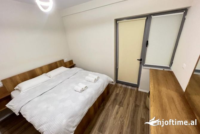Shtepi me qera Apartament ne Tirane, 1+1, Mobilimi E mobiluar, Pagesa 450  Euro.