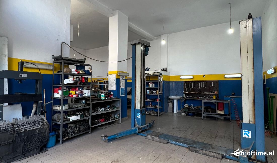 Shitet ambient biznesi ne Komunen e Parisit, prane Kristal Center/ 265,000 euro