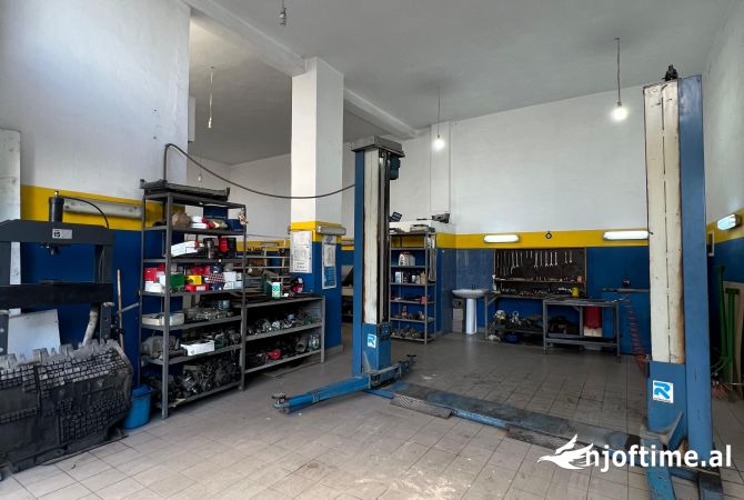 Shitet ambient biznesi ne Komunen e Parisit, prane Kristal Center/ 265,000 euro