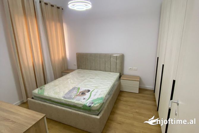 Appartamento in affitto a Tirana 1+1, Arredato