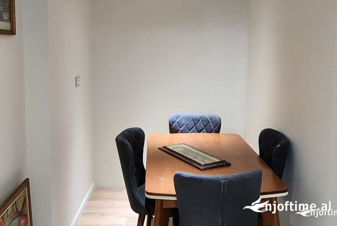 Casa privata/Indipendente in affitto a Tirana 1+1, Arredato