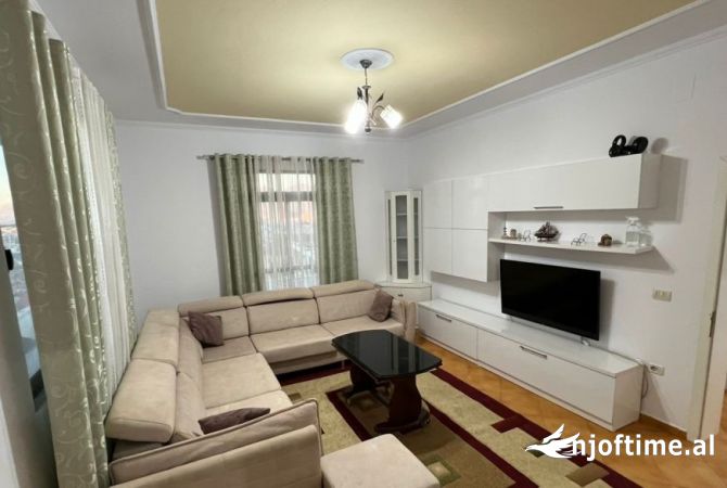 Jepet me qera apartament 2+1 ne Selite/ 450 Euro