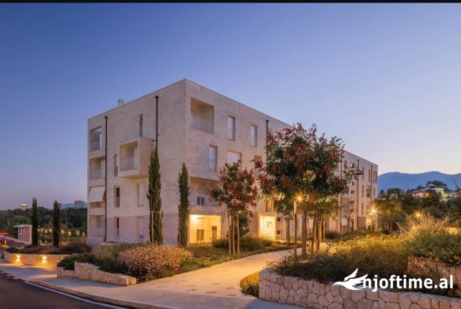 Shitet apartament 1+1 tek Park Life Rezidence, Liqeni Artificial/ 111,000 Euro