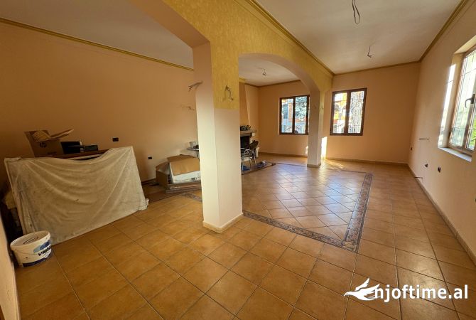 Jepet me qera ambient biznesi ne Don Bosko/ 2500Euro