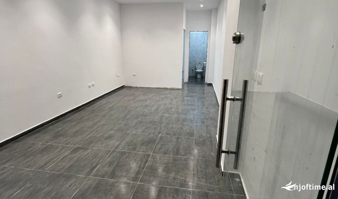 Shitet ambjent biznesi ne Astir/ 72,000 euro