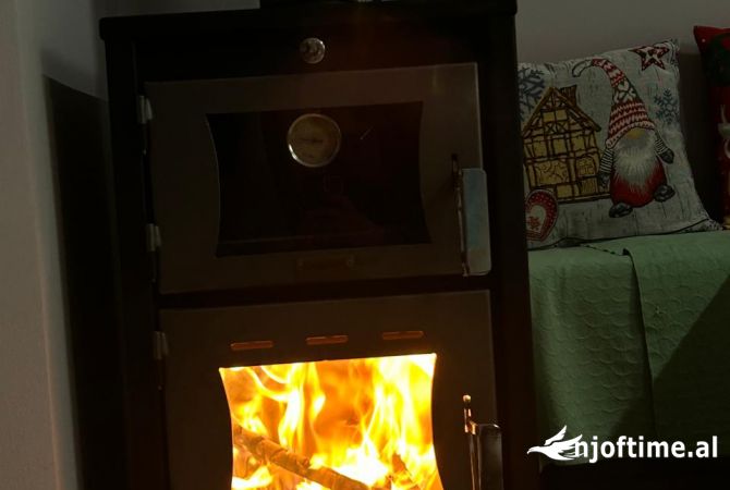 Shtepi ne shitje Apartament ne Pogradec, 1+1, Mobilimi E mobiluar, Pagesa 110,000  Euro.