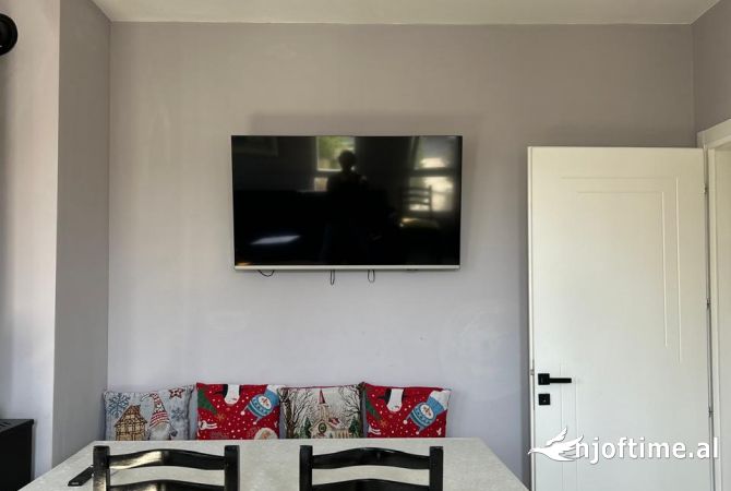 Shtepi ne shitje Apartament ne Pogradec, 1+1, Mobilimi E mobiluar, Pagesa 110,000  Euro.