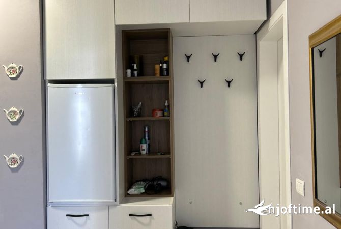 Shtepi ne shitje Apartament ne Pogradec, 1+1, Mobilimi E mobiluar, Pagesa 110,000  Euro.