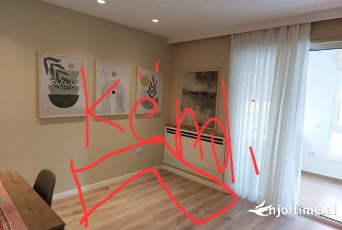 Appartamento in affitto a Tirana 2+1, SemiArredato