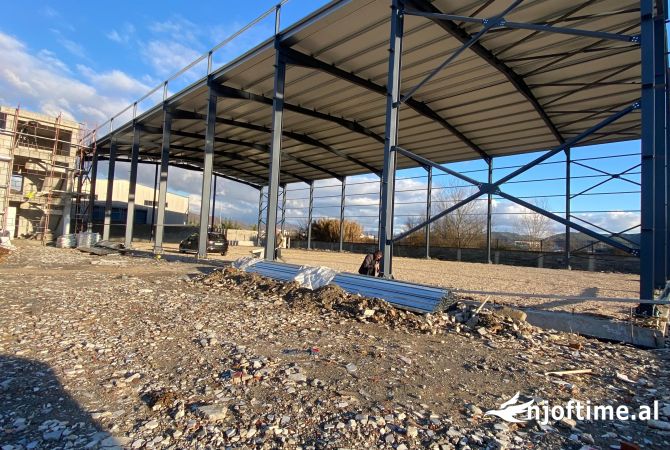 Business Property for Rent 4+1 in Tirana - 7,500 Euro