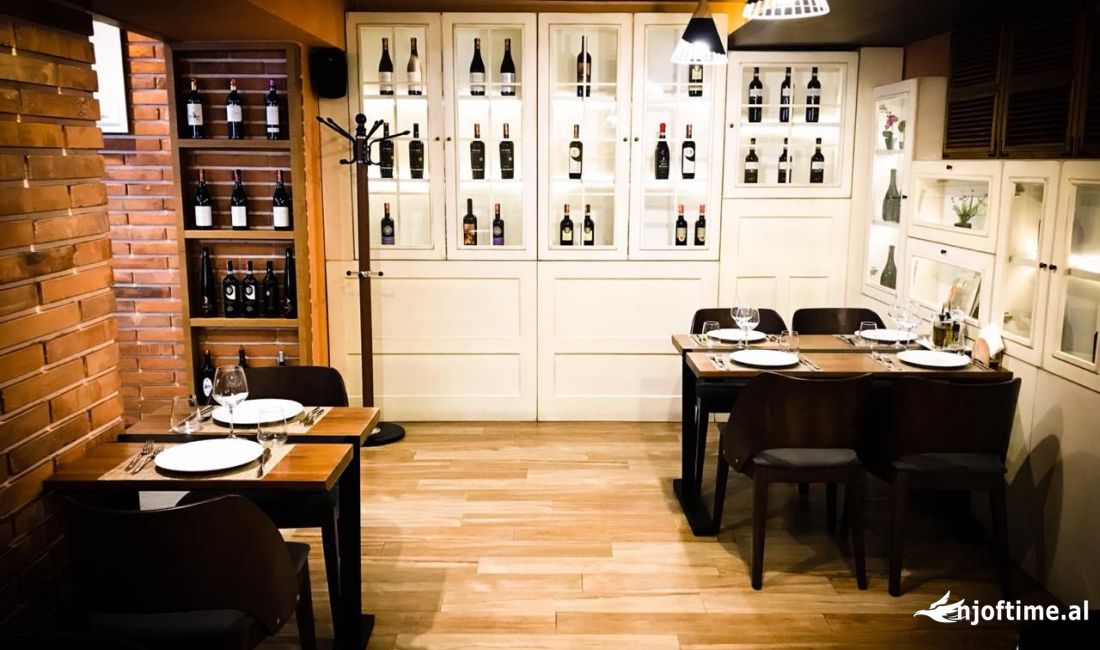 Jepet Restorant me qera tek Rruga e Durresit/ 1500 euro