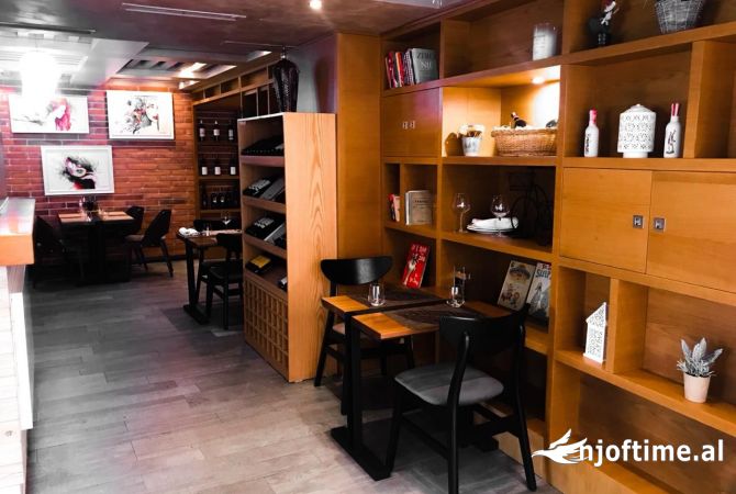 Jepet Restorant me qera tek Rruga e Durresit/ 1500 euro