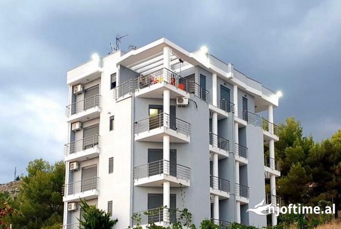 Jepet me qera Hotel 5 Katesh ne Sarande