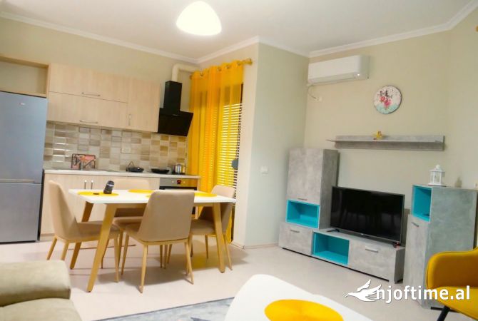 Jepet me qera Hotel 5 Katesh ne Sarande