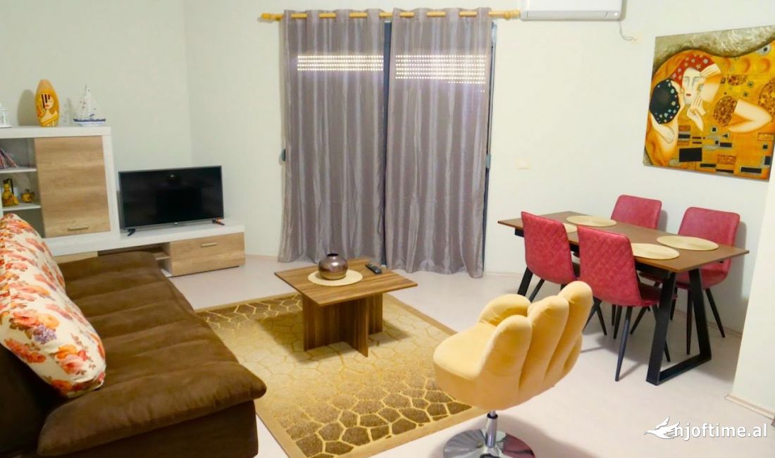 Jepet me qera Hotel 5 Katesh ne Sarande