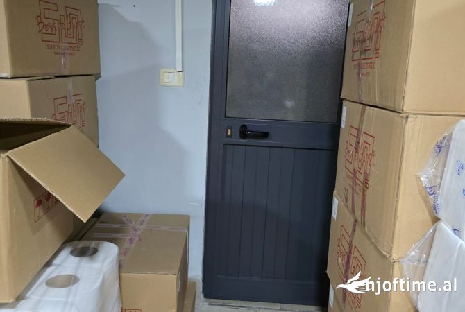 Business Property in Sale 1+1 in Tirana - 154,000 Euro