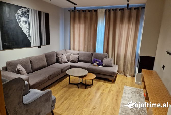 Shitet apartament 2+1 ne Fresk, Rruga Muhamet Deliu/ 130,000€