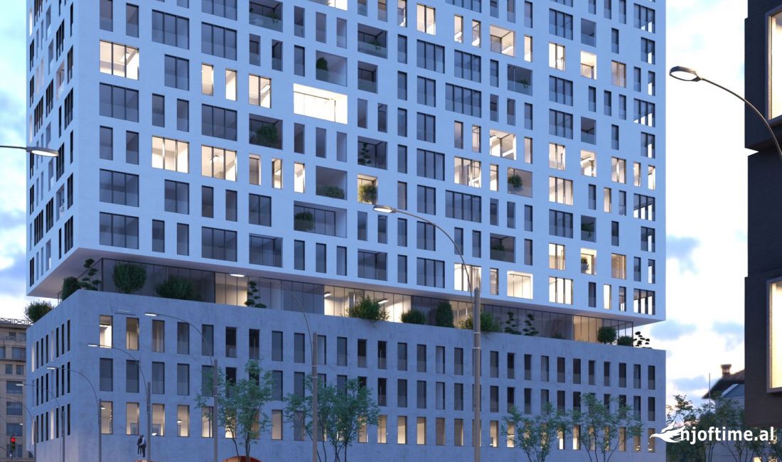 Shiten 3 poste parkimi ne Komune e Parisit, White Tower/ 95,000Euro