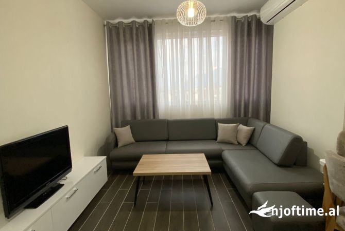 Jepet me qera apartament 2+1 ne Misto Mame, Golden Park/ 500 Euro