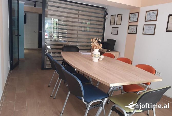 Business Property in Sale 1+1 in Tirana - 95,000 Euro