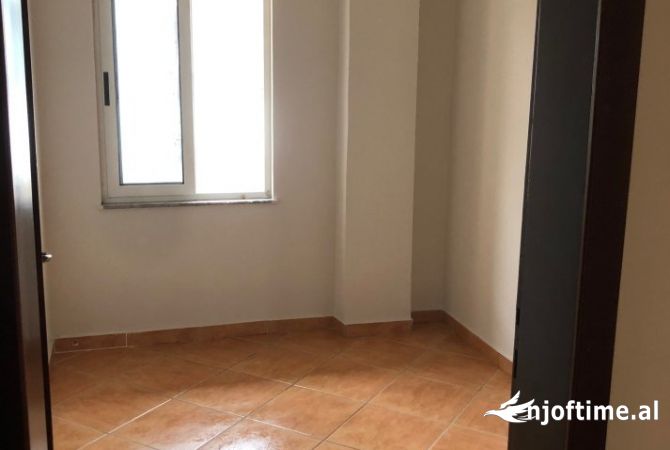 Jepet zyre me qera ne Bllok, Sheshi Willson/ 1900 Euro