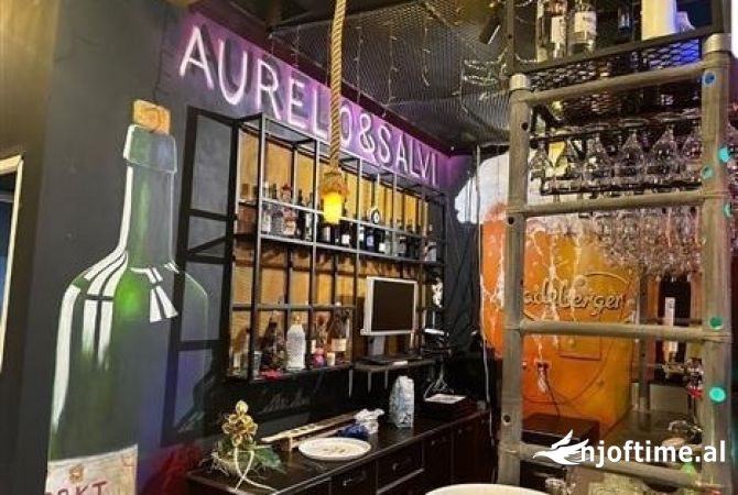 Ambiente Commerciale in Affitto 2+1 a Tirana - 800 Euro