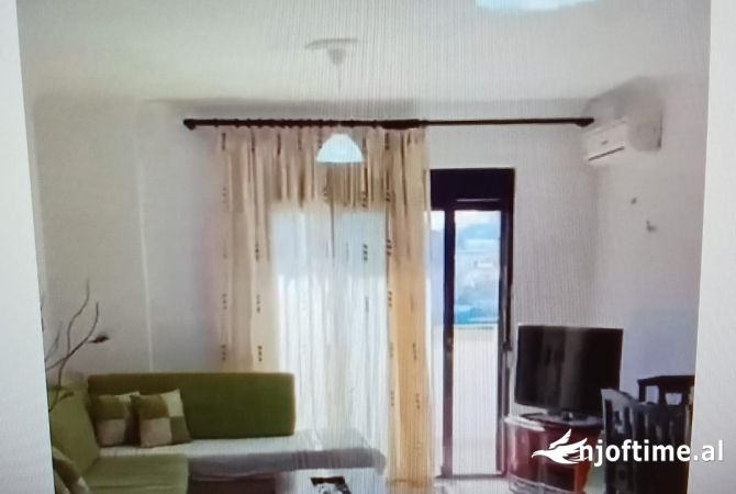 Jepet me qera apartament 2+1 ne Astir/ 500 Euro