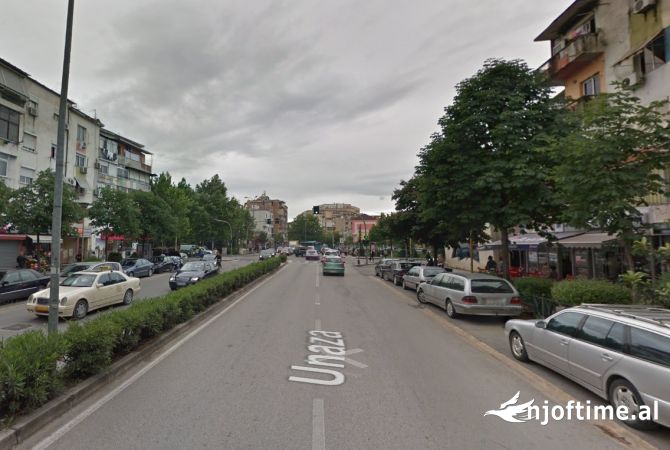 Business Property in Sale 1+1 in Tirana - 250,000 Euro