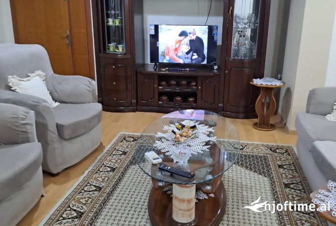 Jepet me qera shtepi private (kati II) 2+1 ne Astir/ 45.000 Leke