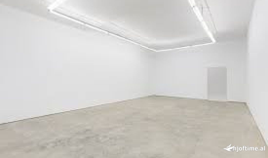 Shitet dyqan ne Komunen e Parisit/ 75,000Euro