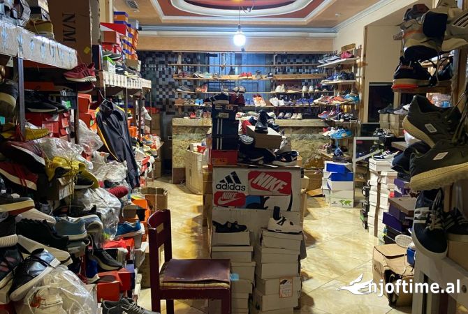 Ambient biznesi ne shitje 4+1 ne Tirane - 350,000 Euro