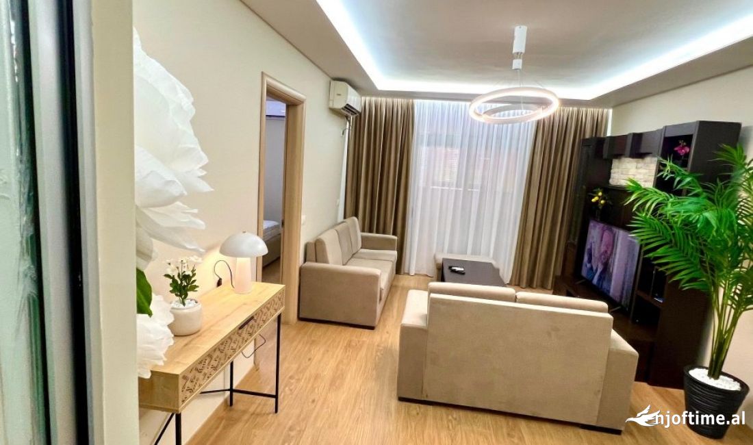 Shtepi me qera Apartament ne Tirane, 1+1, Mobilimi E mobiluar, Pagesa 500  Euro.