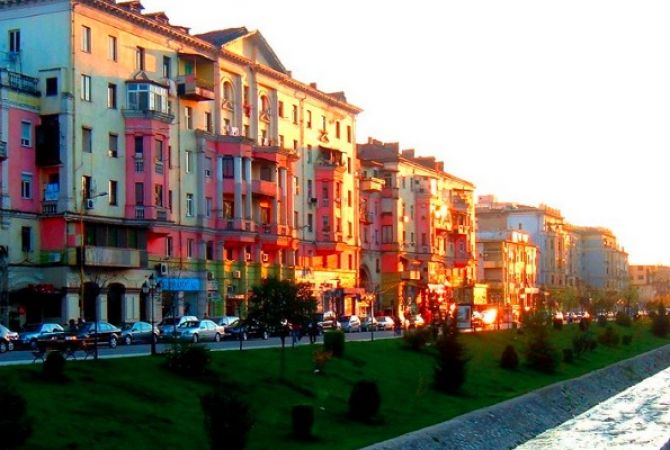 Jepet me qera ambient biznesi tek Bulevardi Bajram Curri/ 42,000 ALL