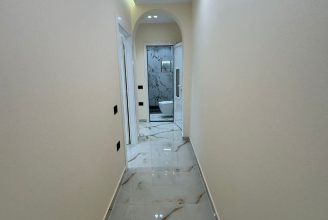 Jepet me qera ambient biznesi dublex tek Rruga e Elbasanit/ 1000 euro