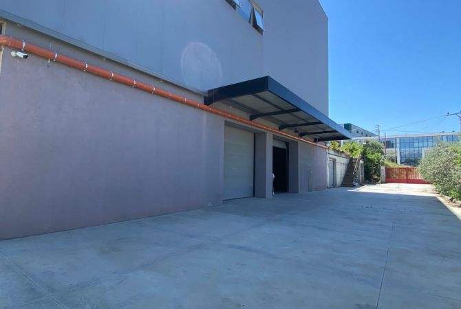 Business Property for Rent 4+1 in Tirana - 5,000 Euro