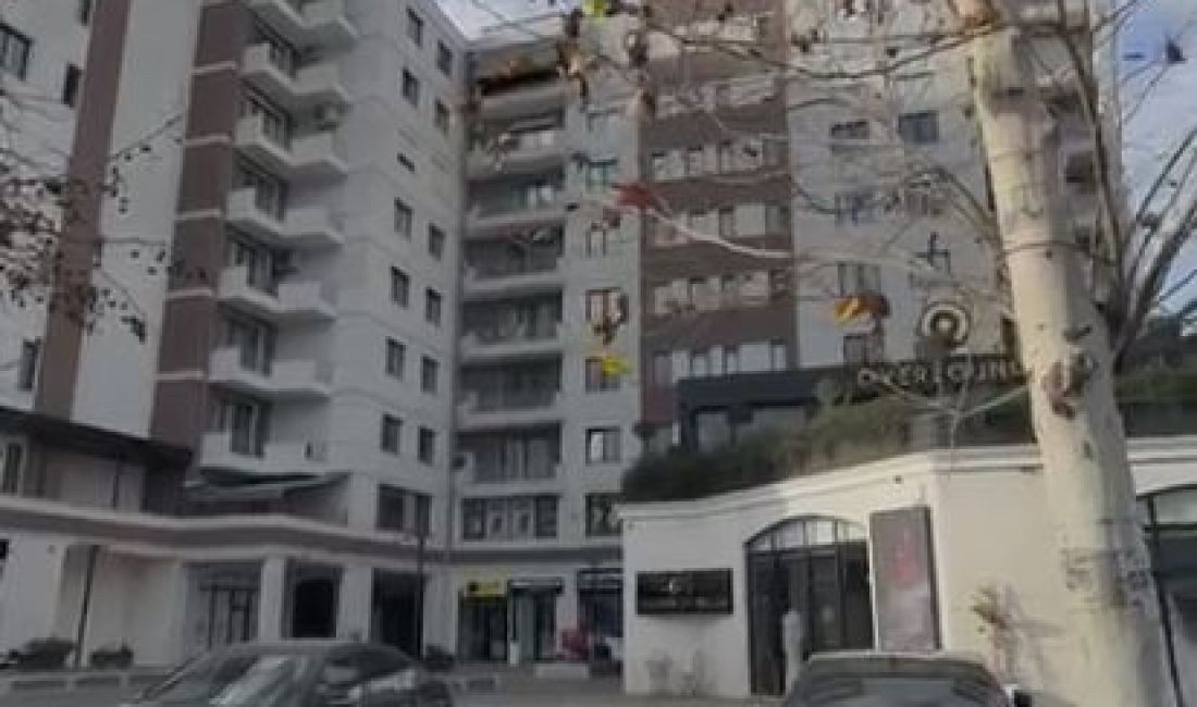 Shiten 4 Poste Parkimi ne -1 ne Kamez/ 64,000 euro