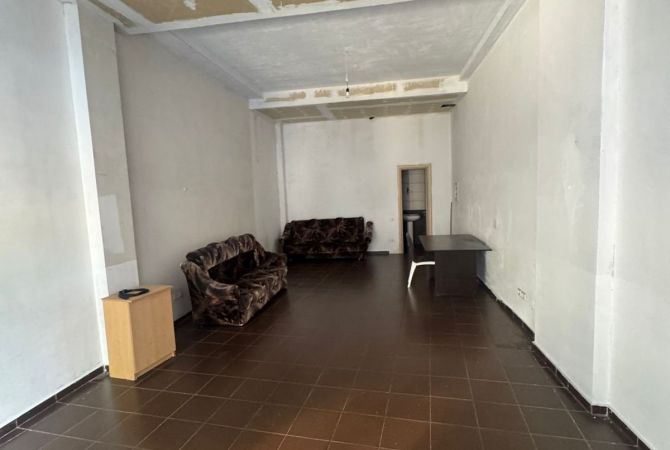 Business Property in Sale 1+1 in Tirana - 55,000 Euro