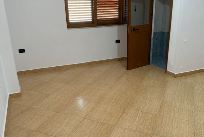 Casa in affitto 2+1 a Tirana - 450 Euro