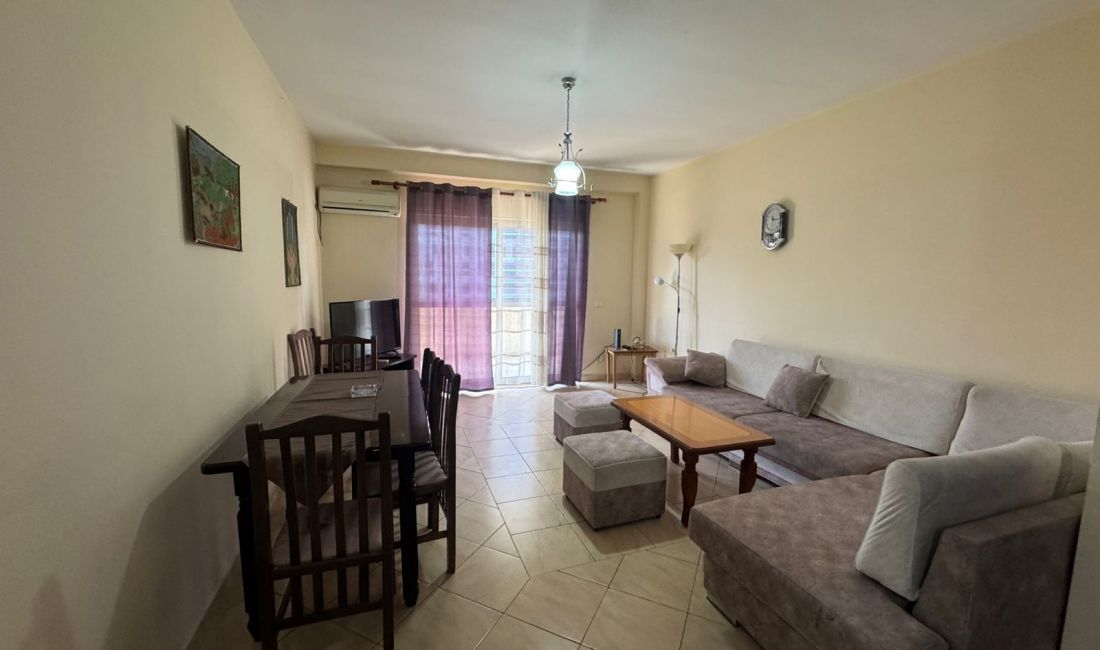 Shtepi me qera Apartament ne Tirane, 2+1, Mobilimi E mobiluar, Pagesa 55,000  Leke.