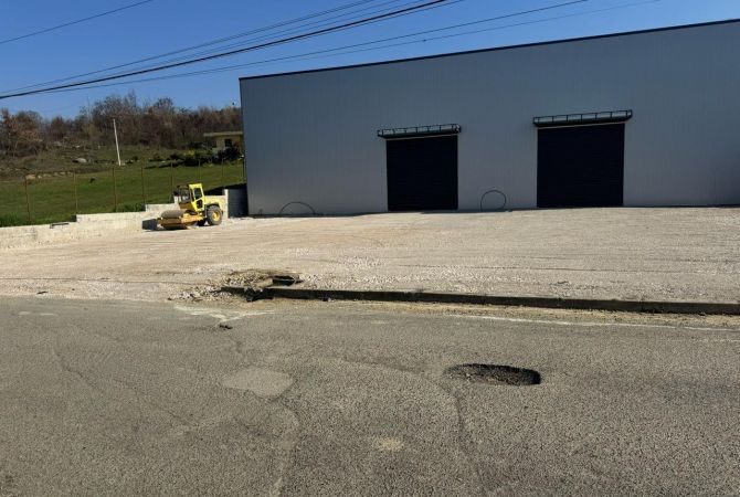 Ambient biznesi me qera 4+1 ne Tirane - 4,000 Euro