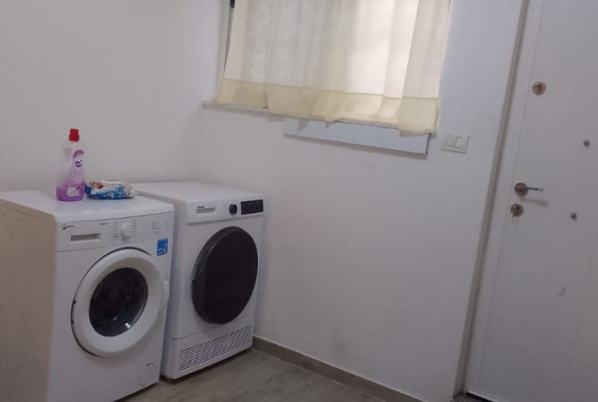 Shtepi me qera Apartament ne Tirane, 2+1, Mobilimi E mobiluar, Pagesa 60,000  Leke.