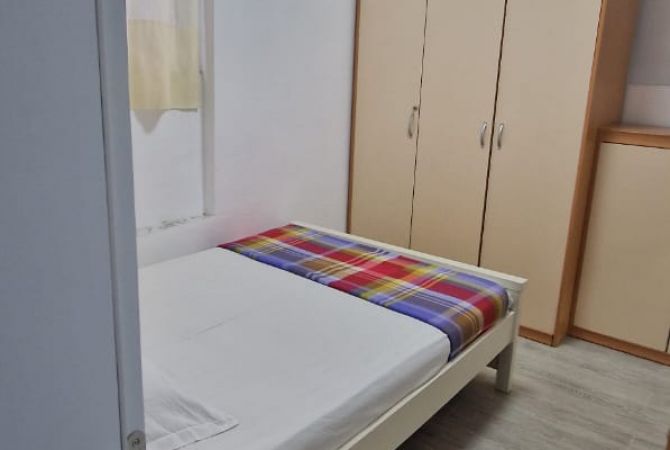 Shtepi me qera Apartament ne Tirane, 2+1, Mobilimi E mobiluar, Pagesa 60,000  Leke.