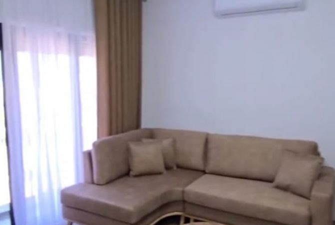 Shtepi me qera Apartament ne Tirane, 2+1, Mobilimi E mobiluar, Pagesa 70,000  Leke.