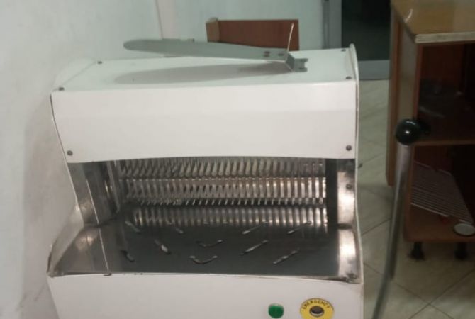 Ambient biznesi me qera 1+1 ne Tirane - 1,400 Euro