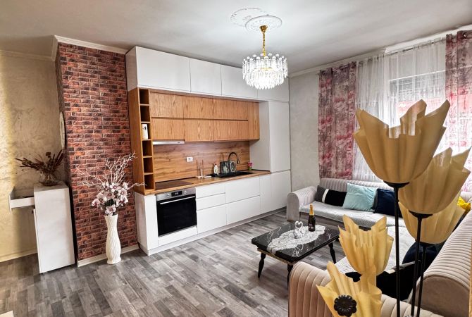 Shtepi ne shitje 2+1 ne Tirane - 139,000 Euro