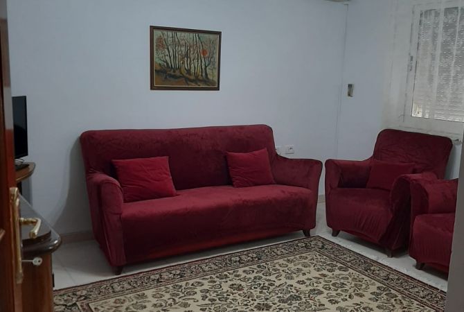 Jepet me qera apartament 2+1 ne Bllok/ 60,000 ALL